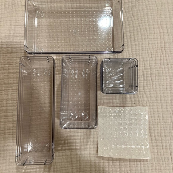 Organizers - Picture 2 of 3